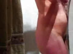 Peidetud nukk alasti naine dušš part2