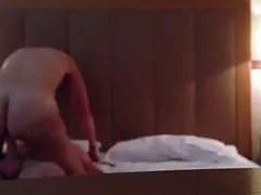 Sensuaalne lühiküsimus peidetud nukk