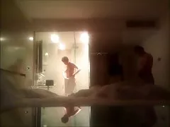 Alasti, pärast dušš