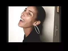 Mandy näitab Karvane tuss ja clit bvr